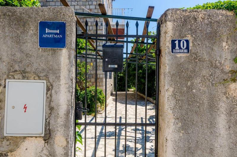 דוברובניק Apartment Pavo מראה חיצוני תמונה